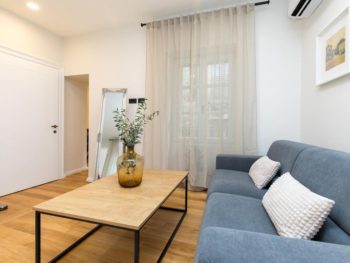 Newpremium Suite Sinjorina, Historical City Centre Porec Exterior photo